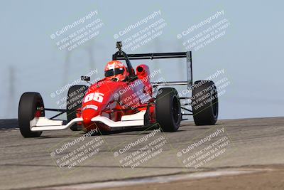 media/Oct-26-2025-CalClub SCCA (Sun) [[8ce1e69566]]/Group 3/Grapevine/